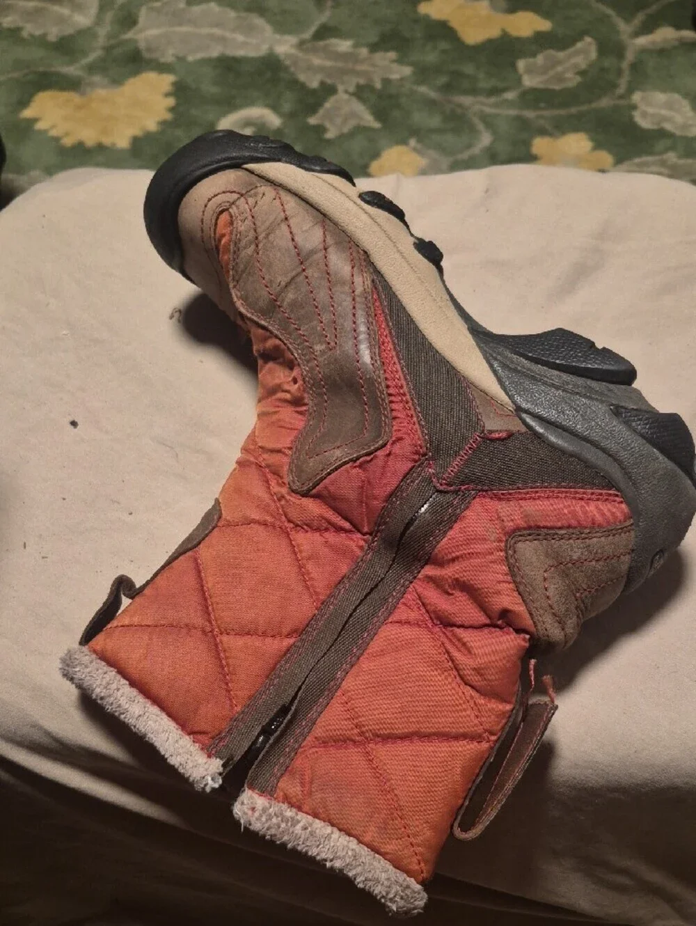 Keen insulated winter